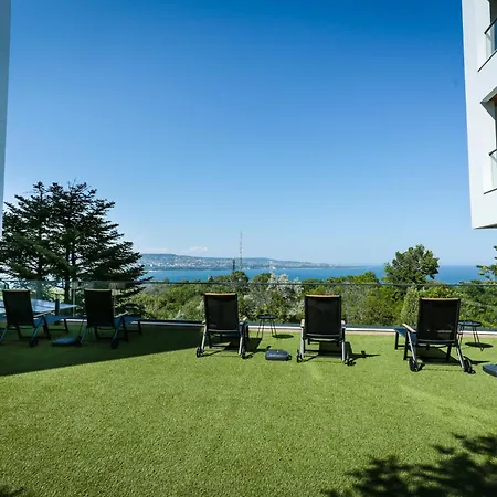 Saint George Apartment