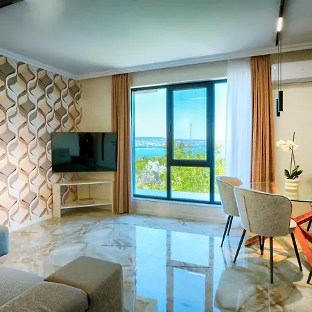 Saint George * Varna