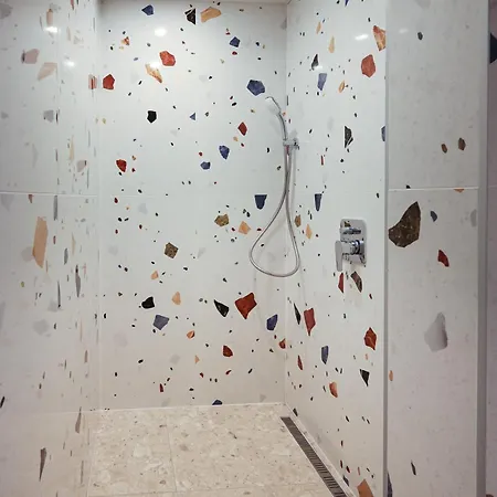 Saint George וארנה