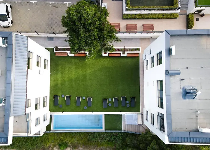 Saint George 公寓 *