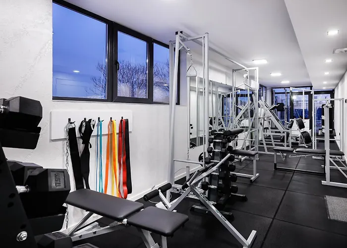 Saint George 公寓 *